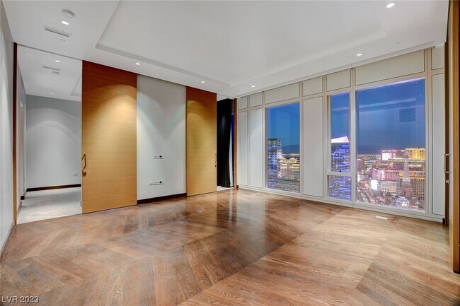 Building Photo - 3750 Las Vegas Blvd S