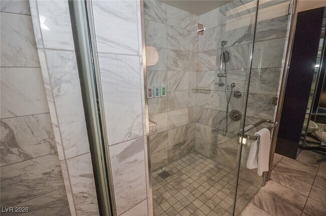 Building Photo - 4381 W Flamingo Rd