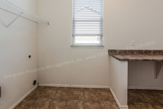 Building Photo - 491 Havenbrook Dr