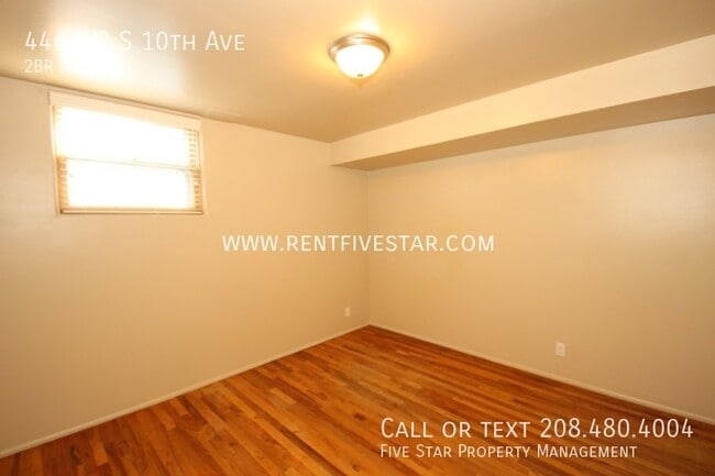 Building Photo - 444 1/2 S 10th Ave-