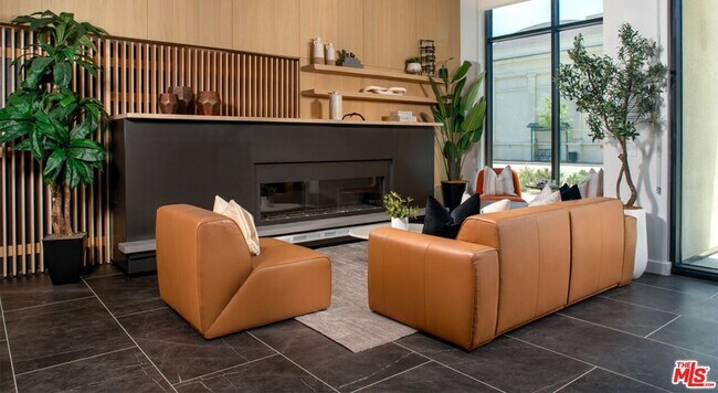 Building Photo - 10375 Washington Blvd