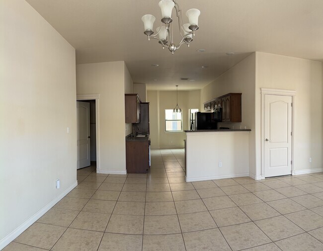 Building Photo - 3716 Almond Beach Dr