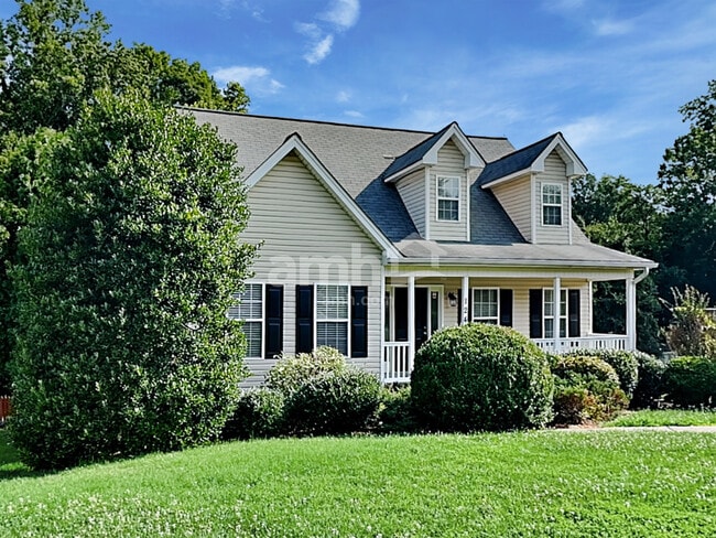 Building Photo - 1245 Beaverton Trail