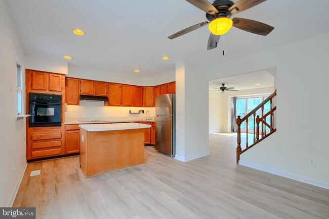 Building Photo - 3409 Howell Ct