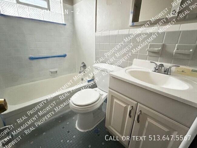 Building Photo - 5848 Shadymist Ln