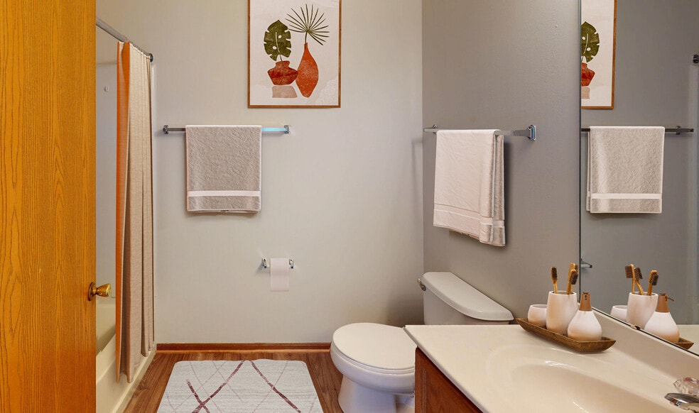 Bathroom with Tub - Hilliard Park Apartments