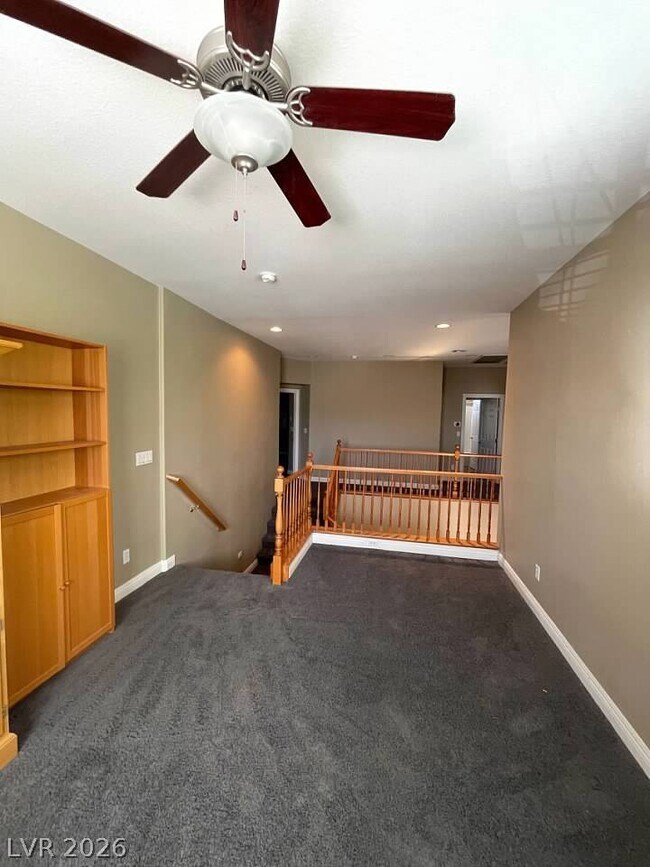 Building Photo - 9622 Staff Ln