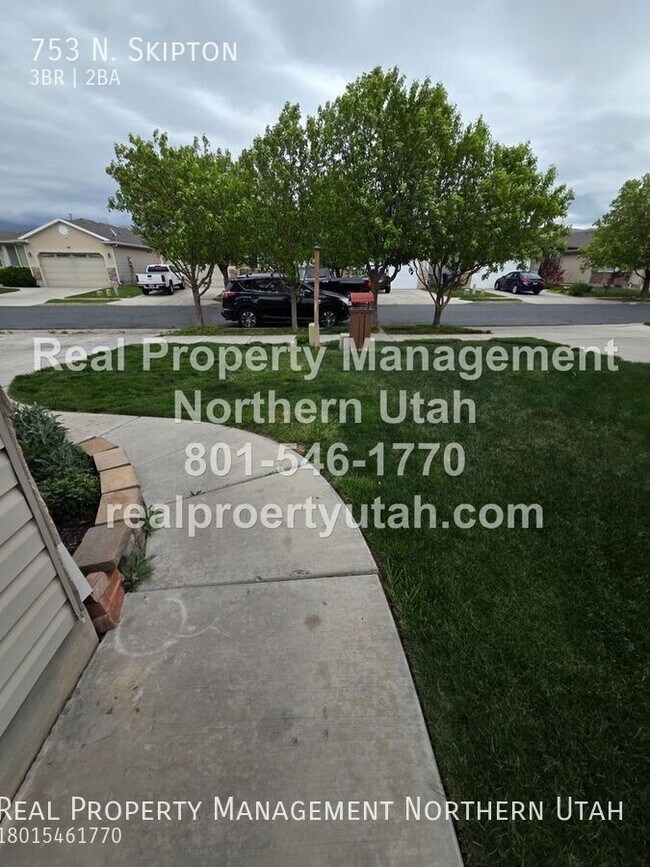 Building Photo - 753 N. Skipton-
