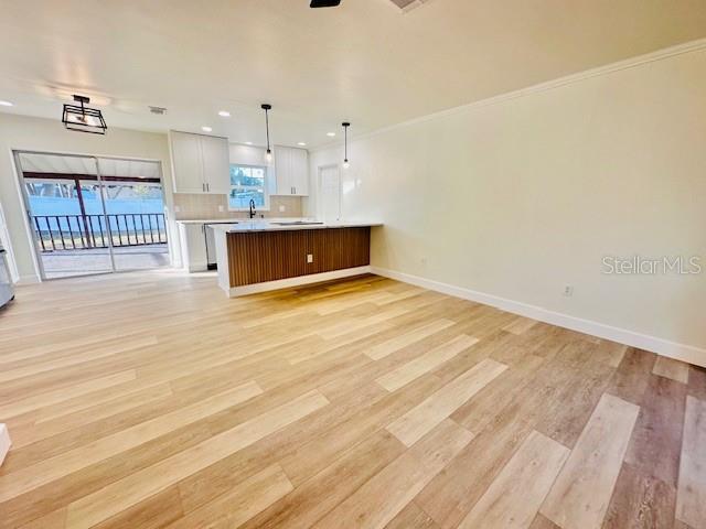 Building Photo - 1004 7th St S