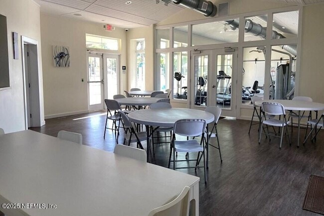 Building Photo - 950 Wynfield Cir