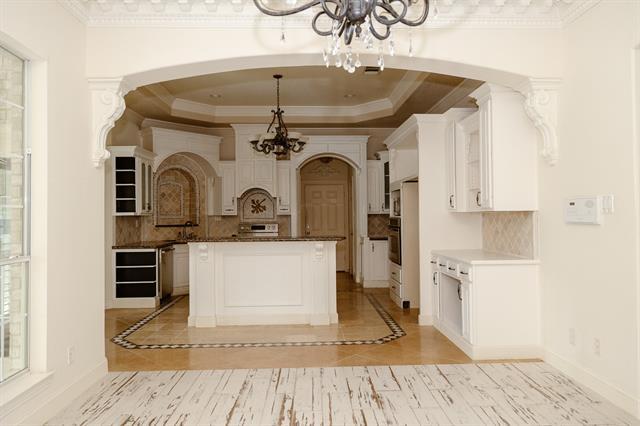 Building Photo - 624 Horseshoe Bend