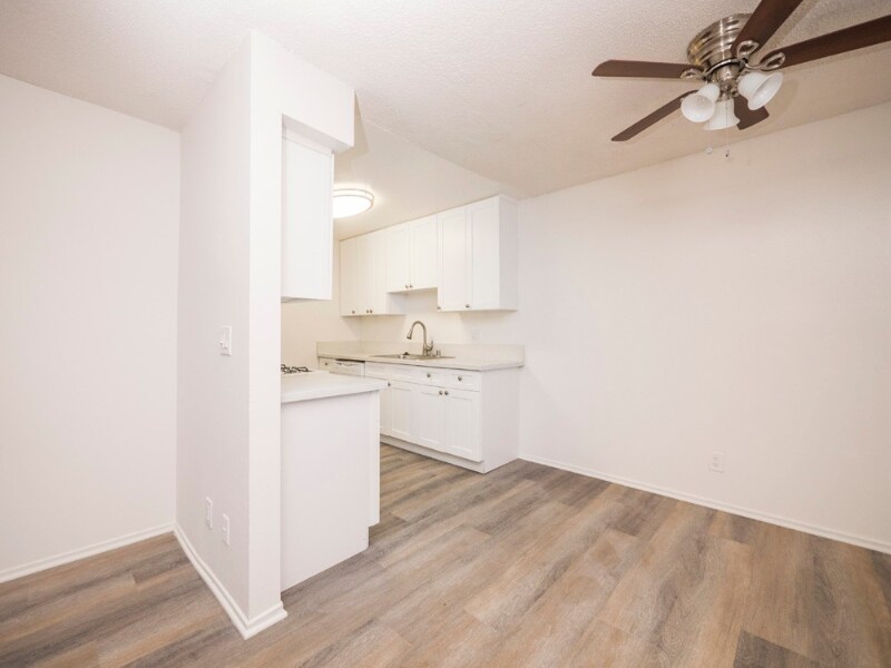 Building Photo - 20951 Roscoe Blvd