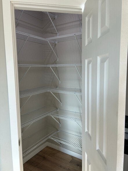 Building Photo - 2702 36th Ave S