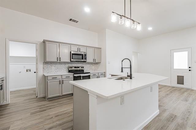 Building Photo - 1505 Kittyhawk Dr