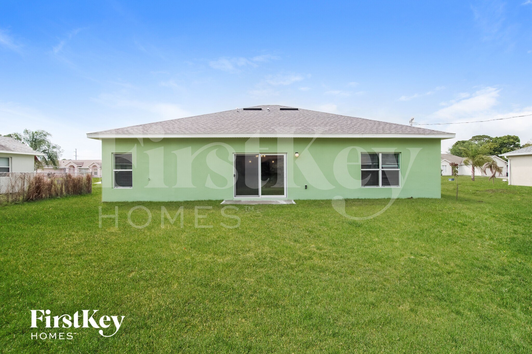 Building Photo - 1021 Locust Ave