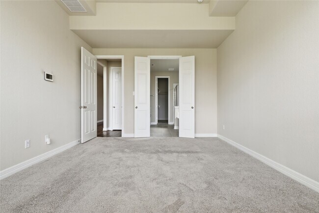 Building Photo - 2638 Settler Hl Dr