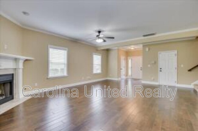 Building Photo - 263 Asa Way