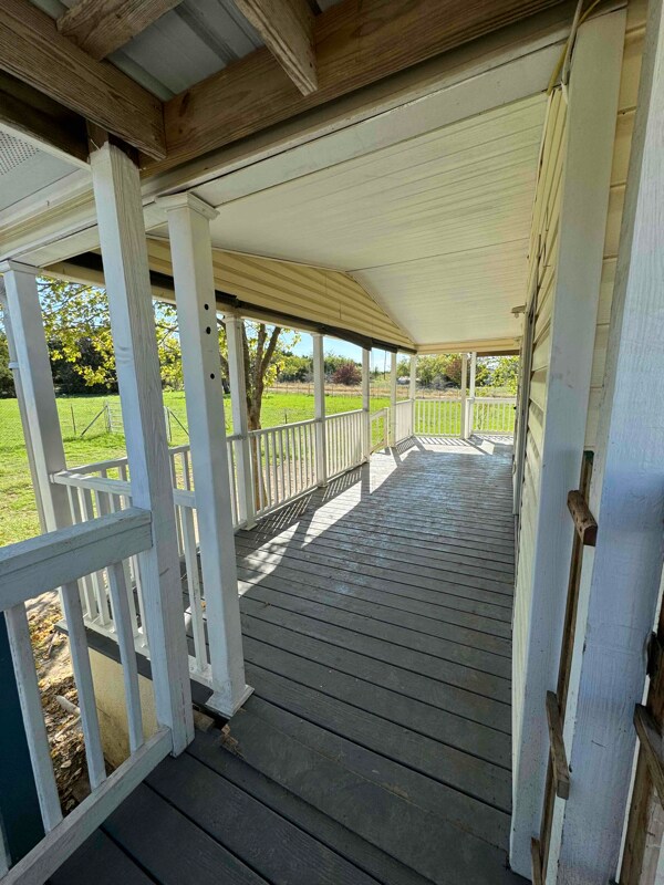 Building Photo - 836 Bluestem Dr