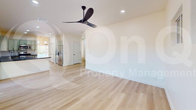Building Photo - 9202 N Camino del Fierro