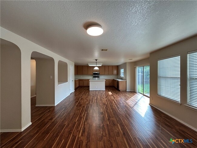 Building Photo - 424 Copper Hill Dr