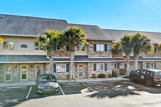 Building Photo - 203 Double Eagle Dr