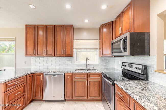 Building Photo - 10 Cormorant Ct