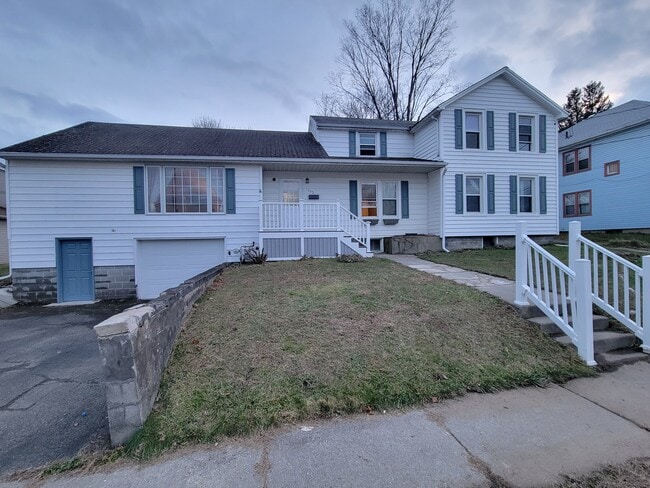 Building Photo - 202 Prospect St