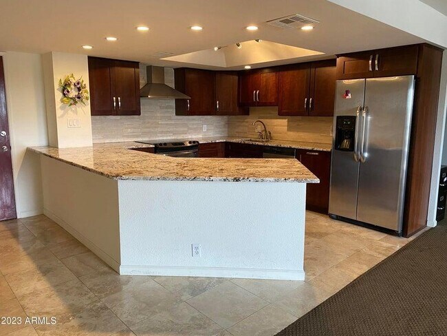 Building Photo - 7820 E Camelback Rd