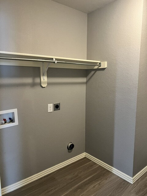 Building Photo - Beautiful 3 Bedroom, 2 Bath Duplex for Lease in Barling!