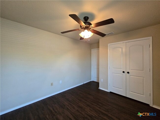 Building Photo - 203 Anne Louise Dr