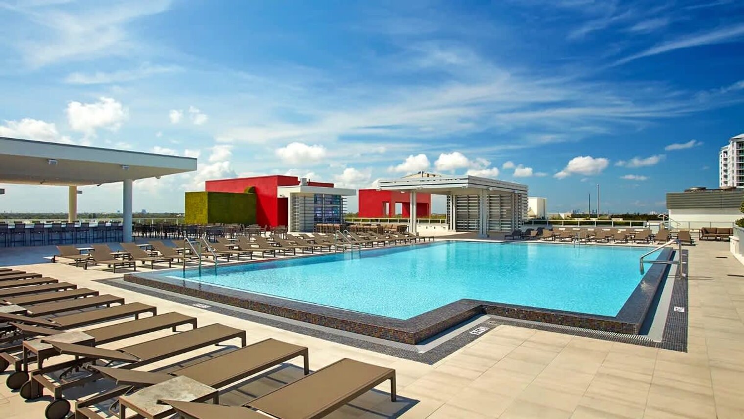 Building Photo - 777 N Ocean Dr