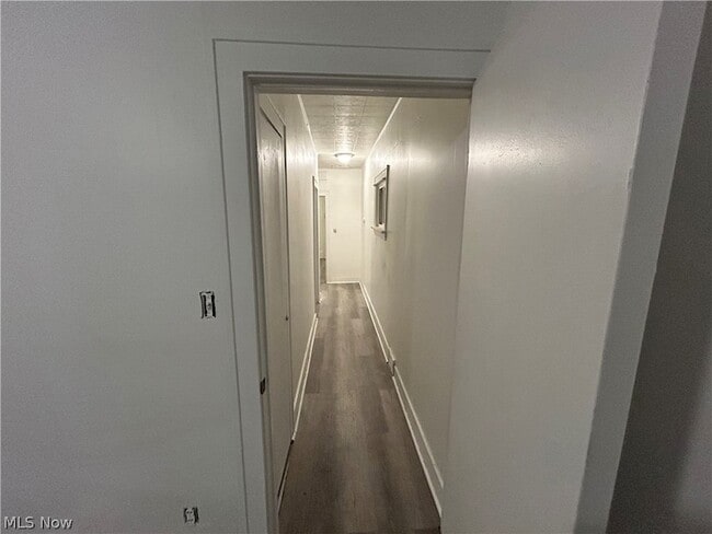 Building Photo - 2232 W 103rd St