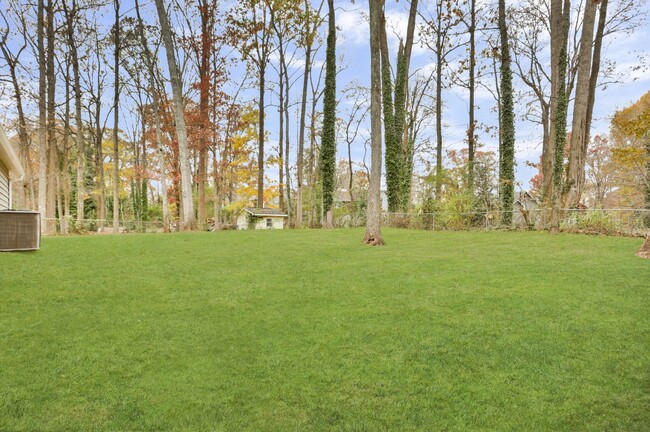 Building Photo - 4061 Oak Stone Dr