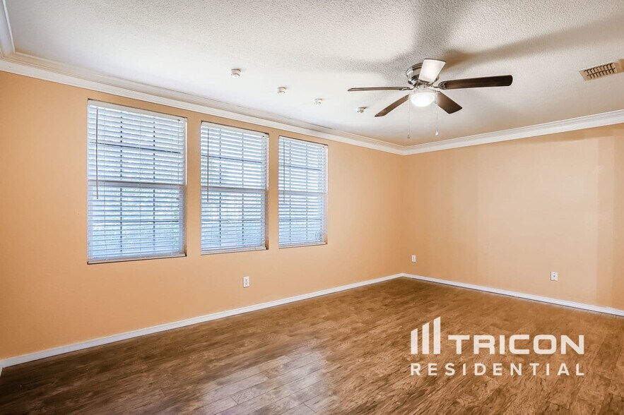 Building Photo - 1028 Badger Run