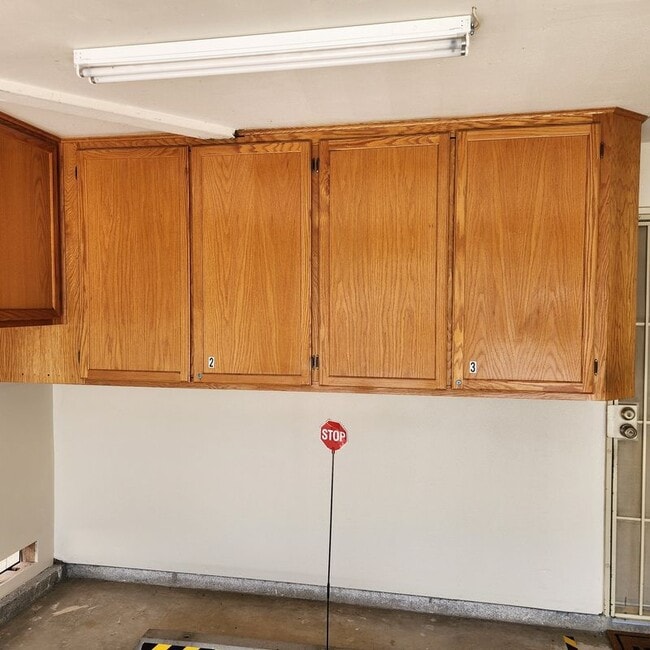 Building Photo - 29806 Coral Tree Ct