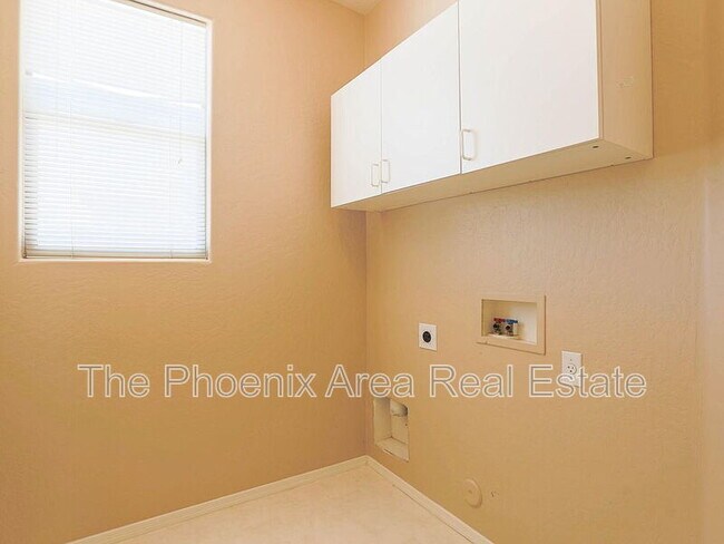 Building Photo - 21418 E Camina Plata Ct