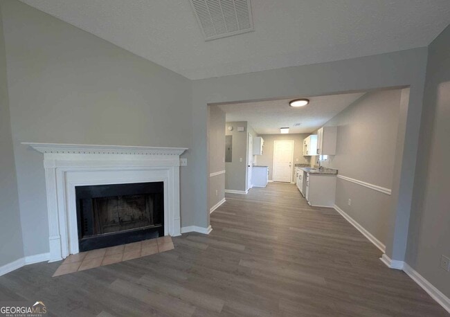 Building Photo - 136 Tuscany Ln
