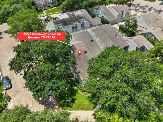 Building Photo - 13002 Greenway Chase Ct