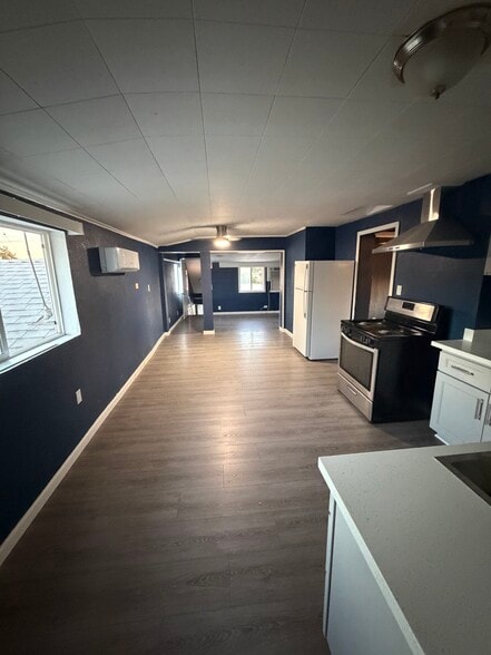Building Photo - 343 Rio Grande Ave