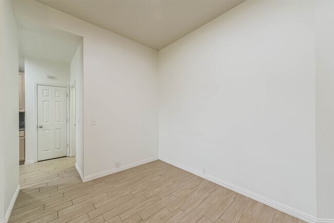 Building Photo - 2122 Louetta Spring Dr