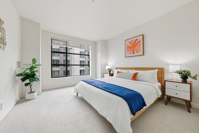 Building Photo - 1155 4th St