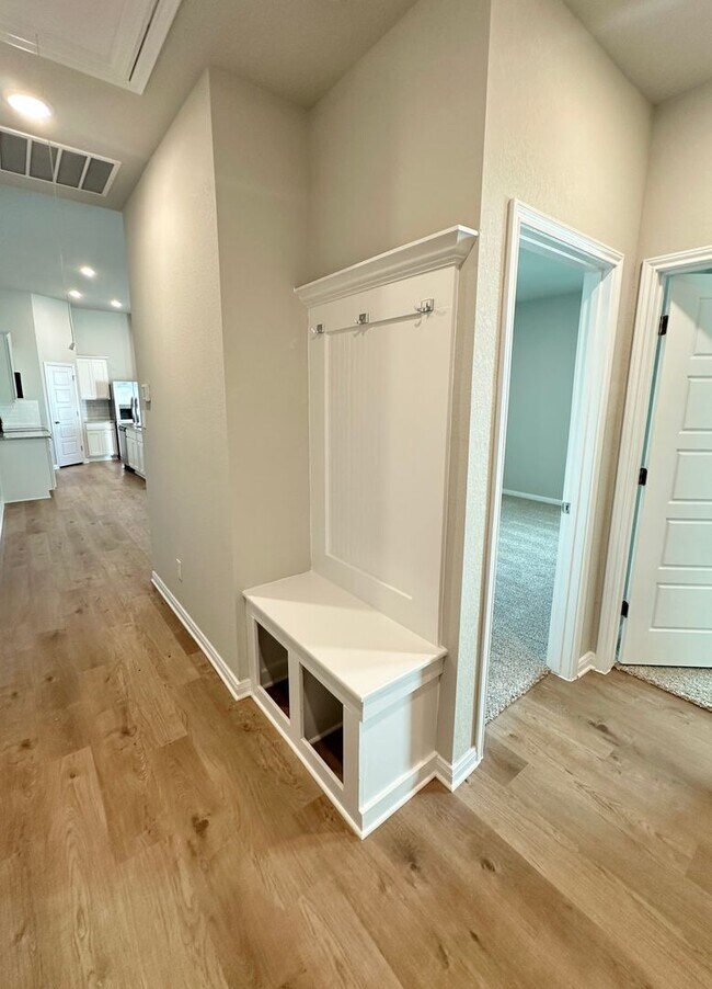 Building Photo - Luxury 3-Bed, 2-Bath in Buda, TX!