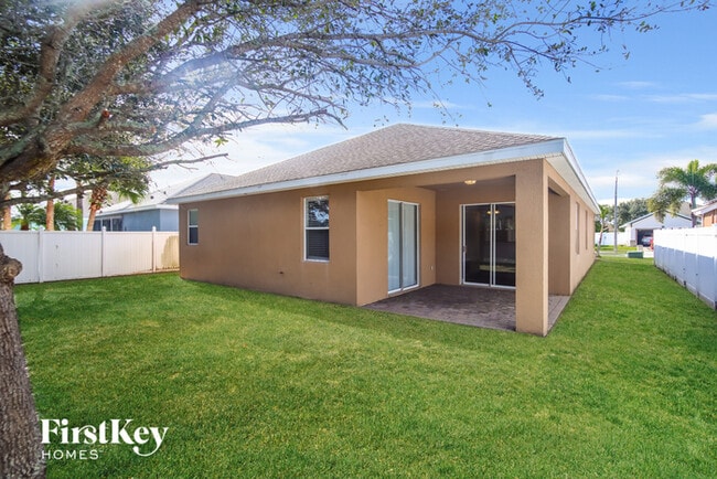 Building Photo - 1420 Bridgeport Cir