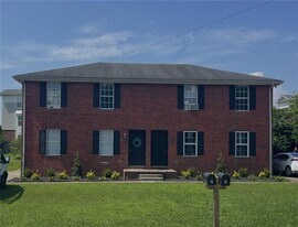 Building Photo - 1686 Classic View Dr