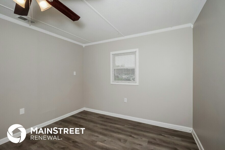 Building Photo - 7300 Betsy Ross Dr