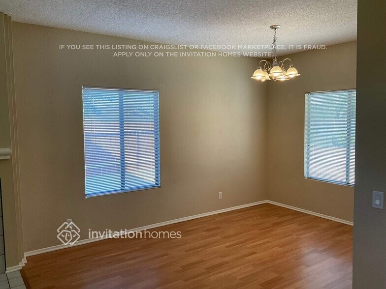 Building Photo - 25983 Whispering Wind Ct