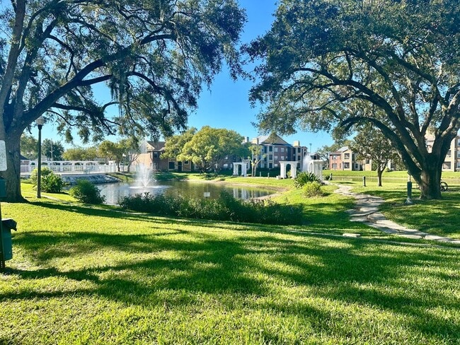 Building Photo - Regency Gardens