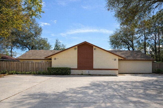 Building Photo - 1186 Periwinkle Pl