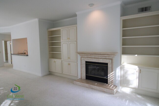 Building Photo - $5,295 - Elegant 3br / 2ba Condo in 55+ Lo...