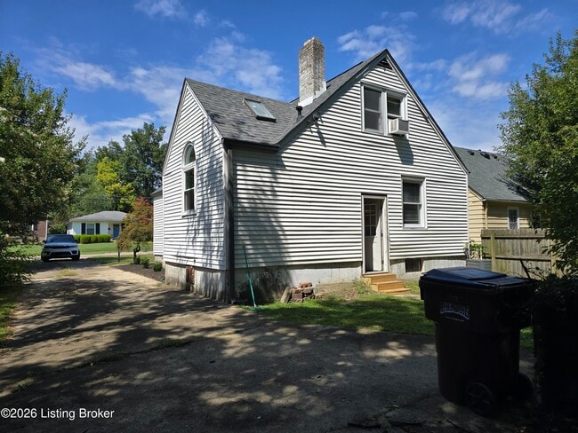 Building Photo - 3932 Kennison Ave